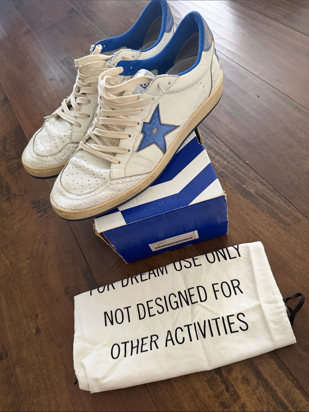 Golden Goose superstar men White Sneakers with Blue Star